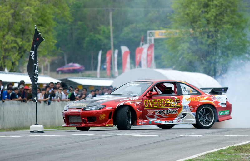 oversteer vs understeer