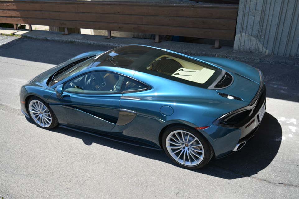 2017 McLaren 570GT