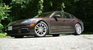 2017 Porsche Panamera