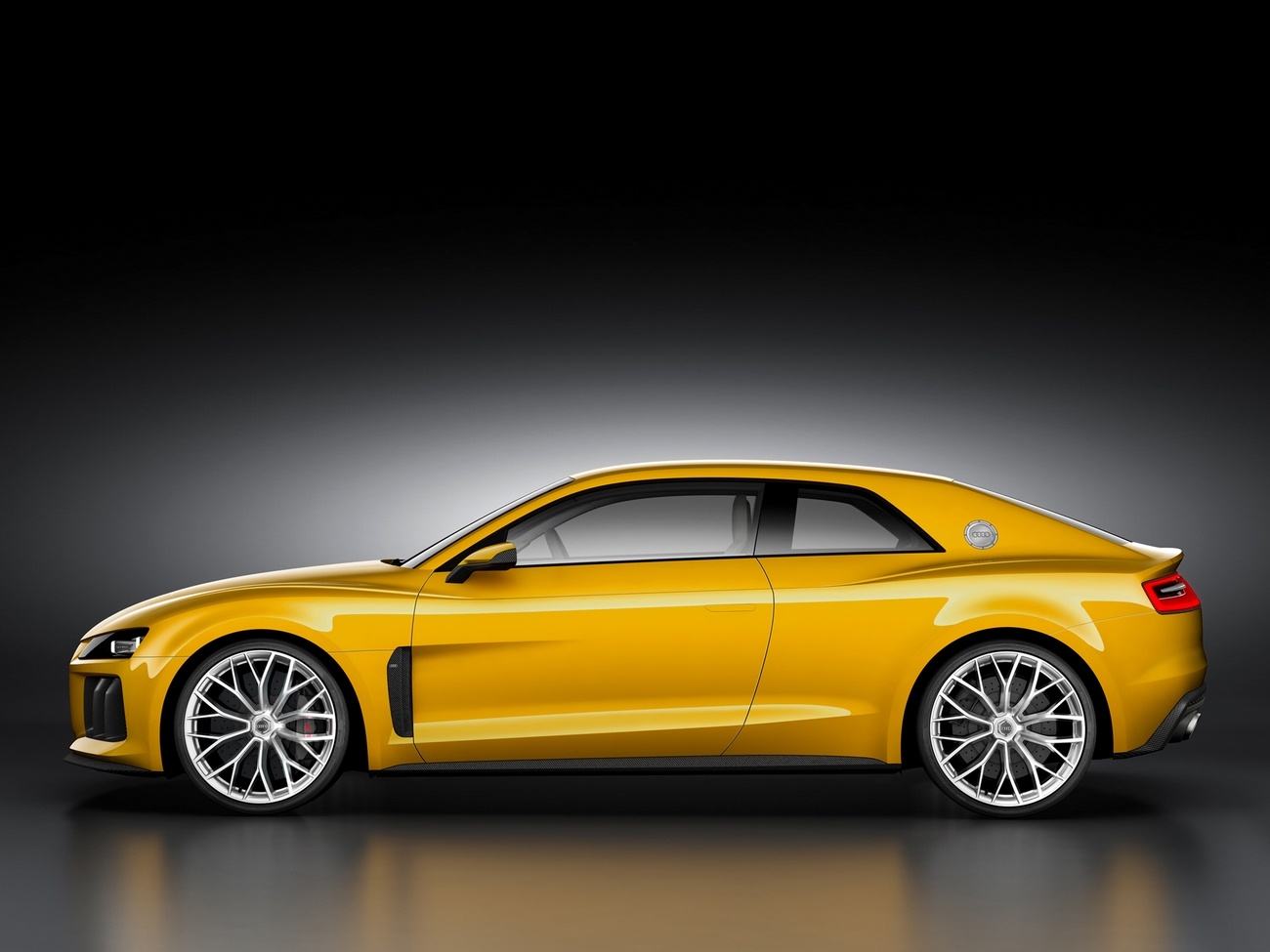 Audi Sport Quattro Concept 4