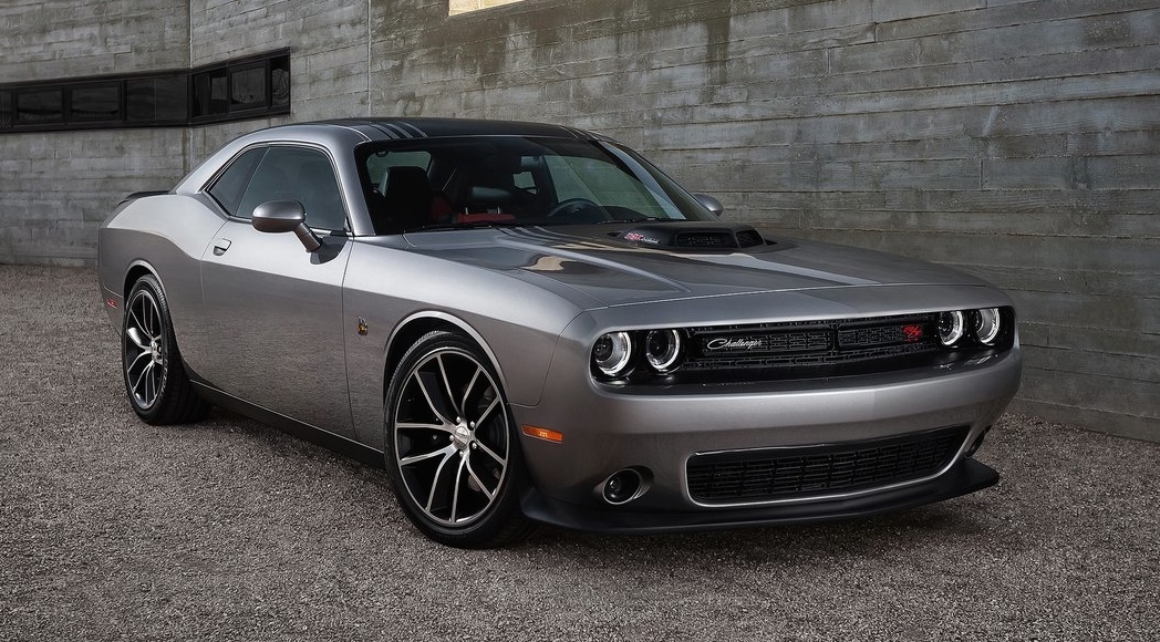 5-Dodge-Challenger_2015_1280x960_wallpaper_04