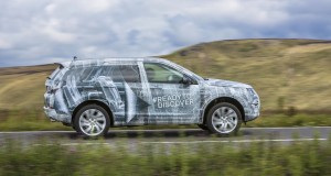 Land Rover débute la présentation du Discovery Sport 2016