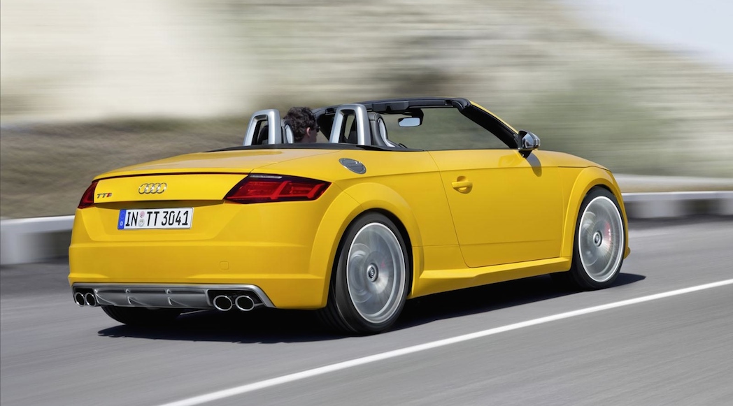 20-2015-Audi-TTS-Roadster