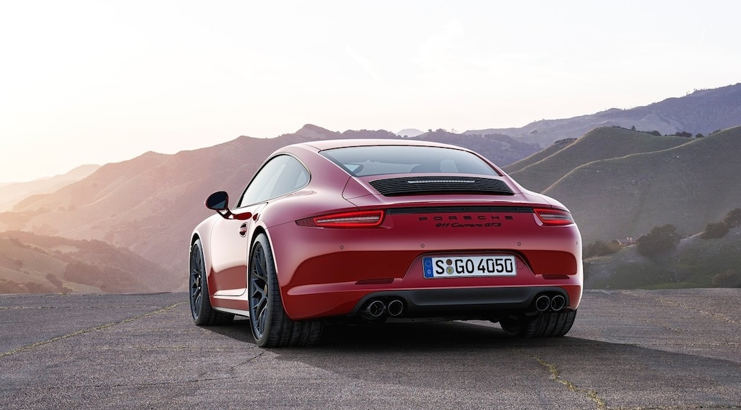 3-Porsche-911_Carrera_GTS_2015