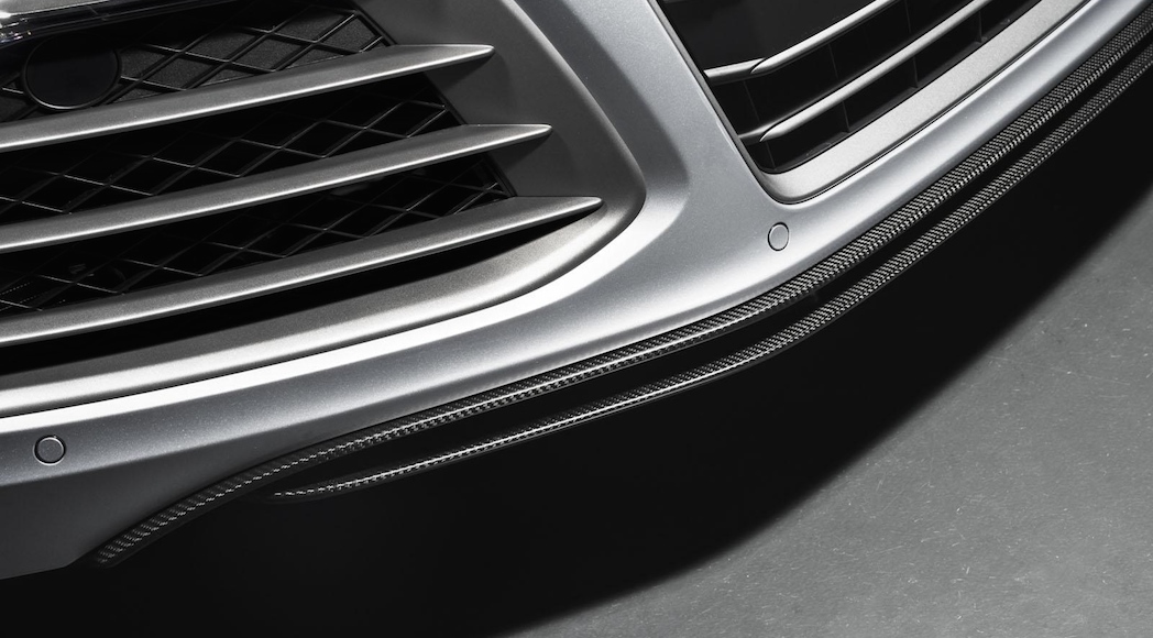 5-Audi-R8-V10-Competition-2015