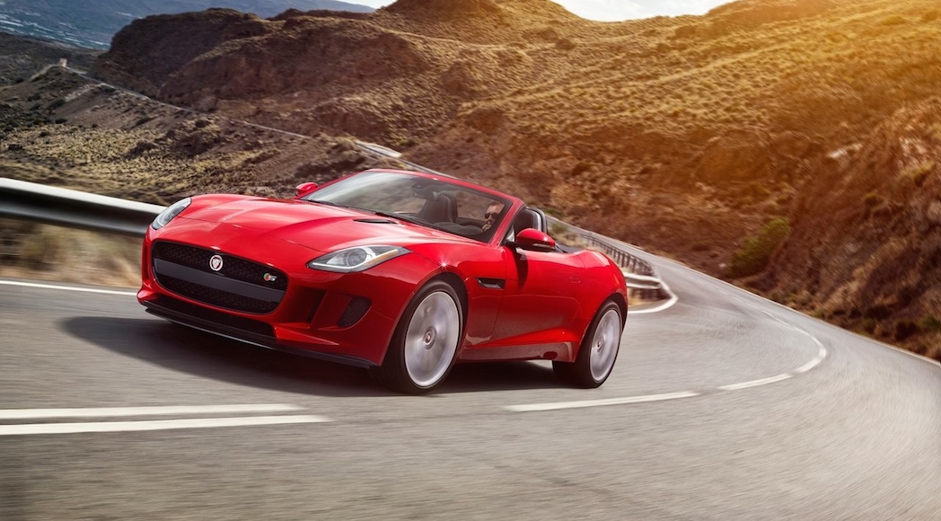 1-Jaguar-F-Type_2016_1280x960_wallpaper_04