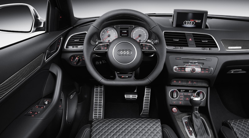 19-2016-Audi-RS-Q3