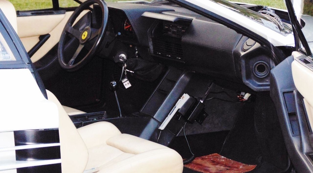 9-Ferrari-Testarossa-Miami-Vice-1986-ebay
