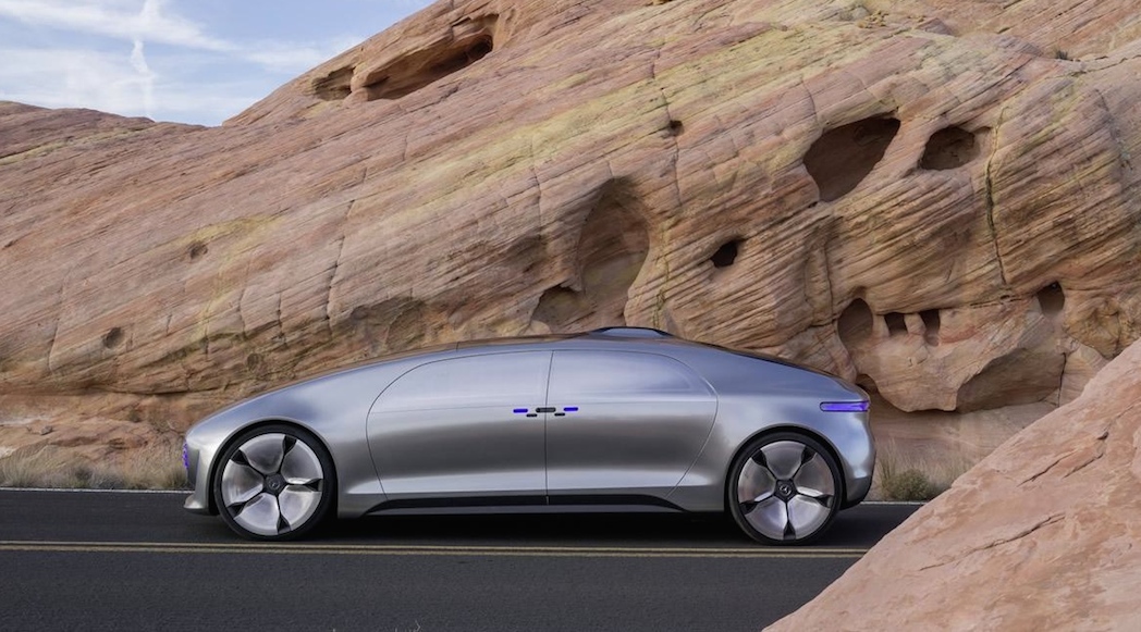 18-2015-Mercedes-Benz-F 015-Luxury in Motion Concept
