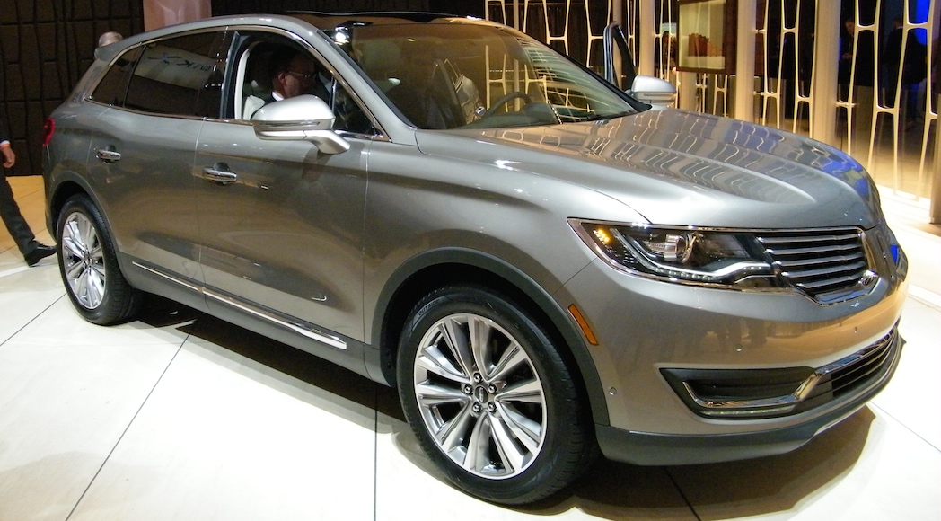 2-Lincoln-MKX-2016