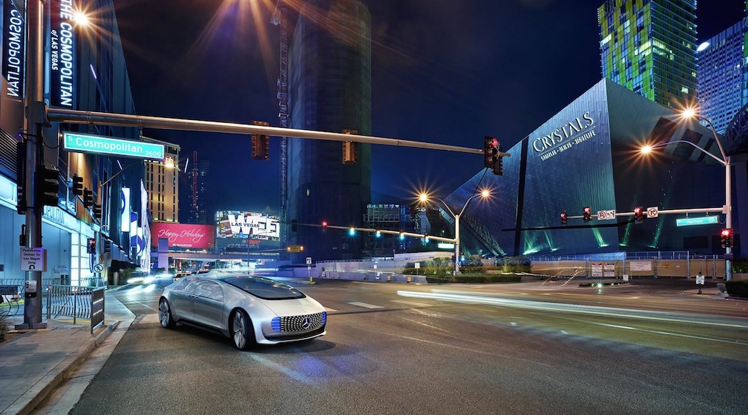 4-2015-Mercedes-Benz-F 015-Luxury in Motion Concept