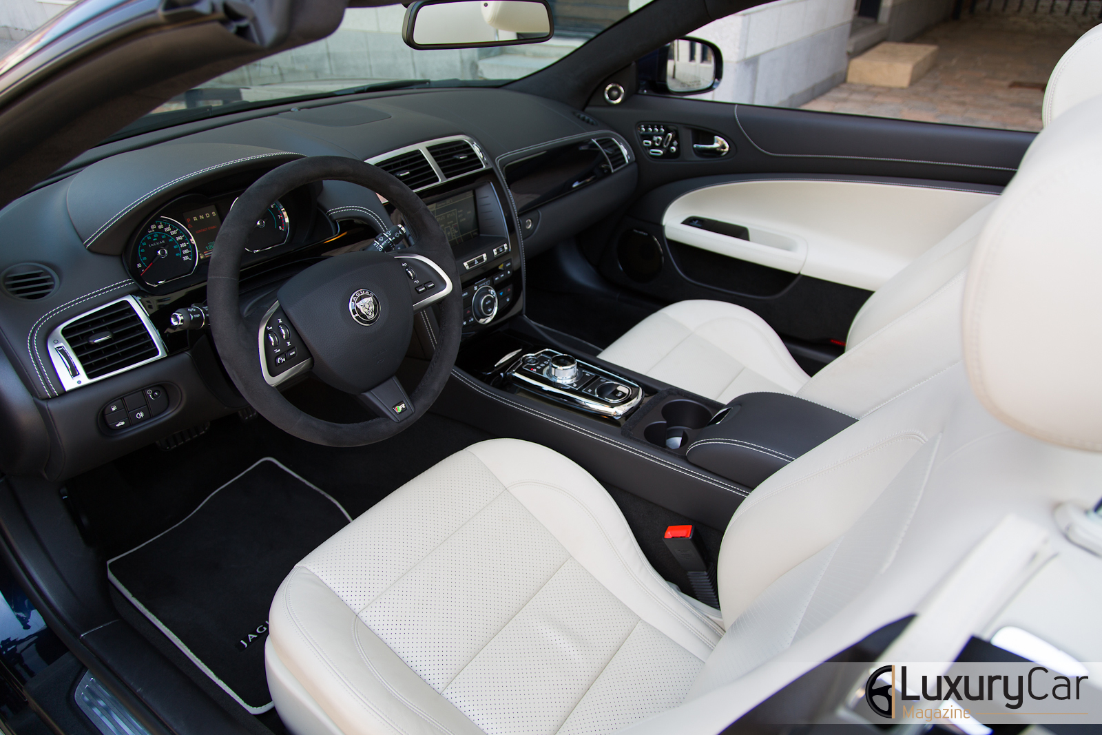 Jaguar XK-R convertible-42