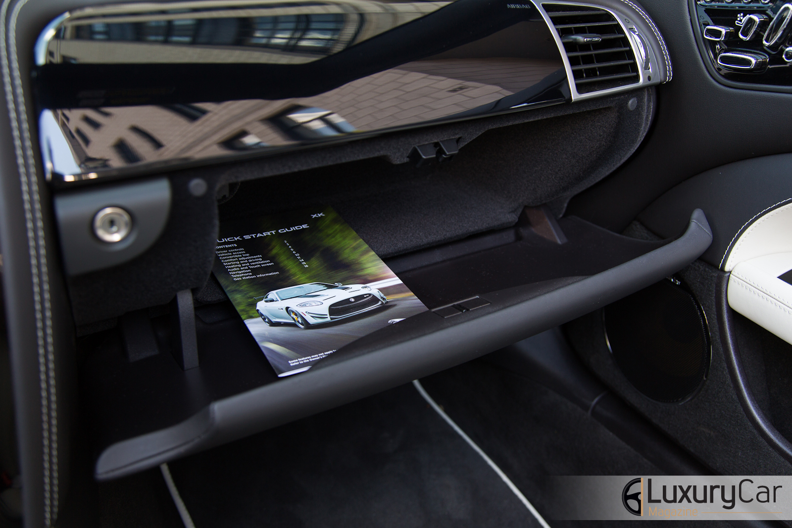 Jaguar XK-R convertible-63