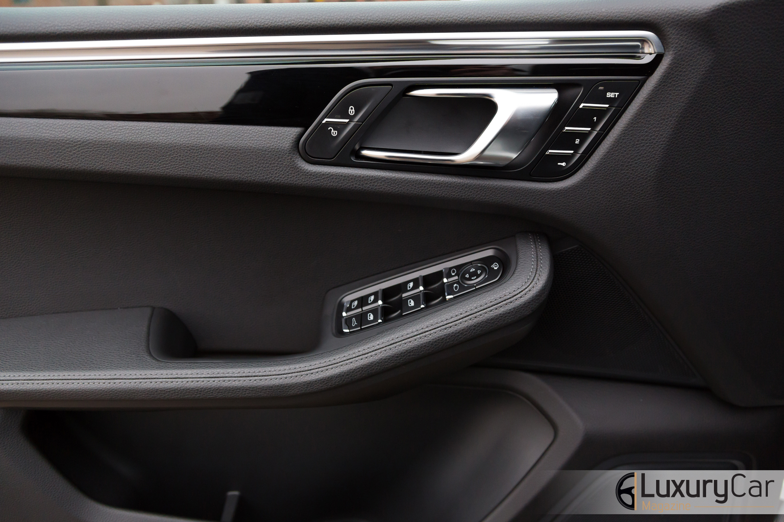 Porsche-Macan-S-2015-47