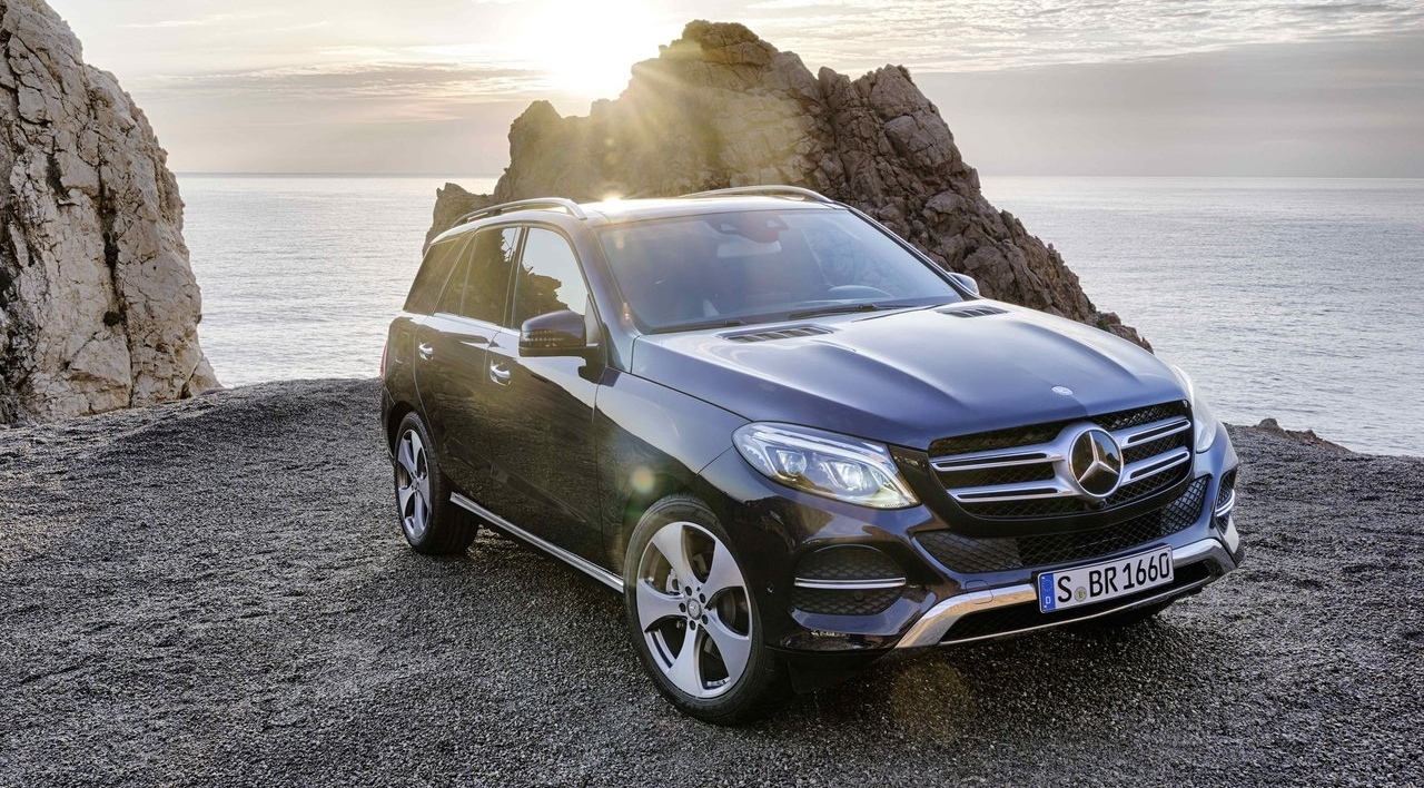 11-Mercedes-Benz-GLE_2016_1280x960_wallpaper_01