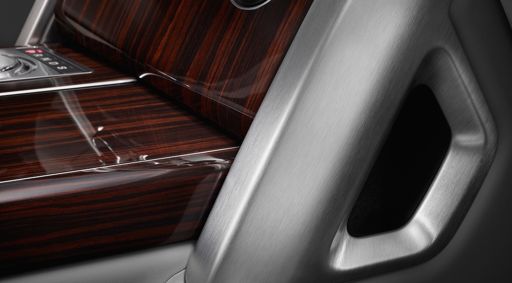 13-Range-Rover-SVAutobiography-8