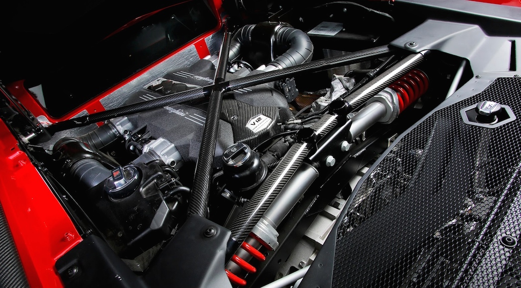 15-Lamborghini-Aventador-SV-Carscoops13