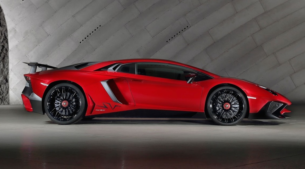 7-Lamborghini-Aventador-SV-Carscoops24
