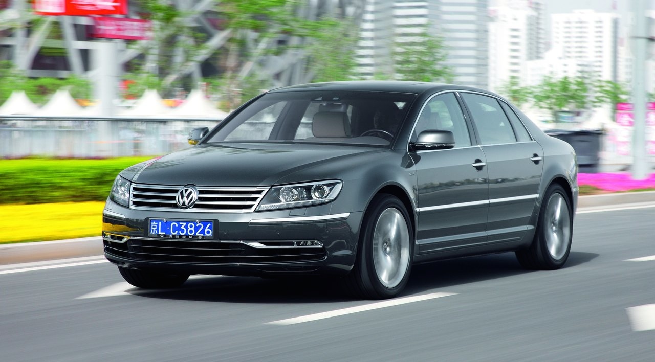 7-Volkswagen-Phaeton_2011_1280x960_wallpaper_07