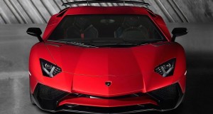Lamborghini annonce l’Aventador SV Roadster à Goodwood