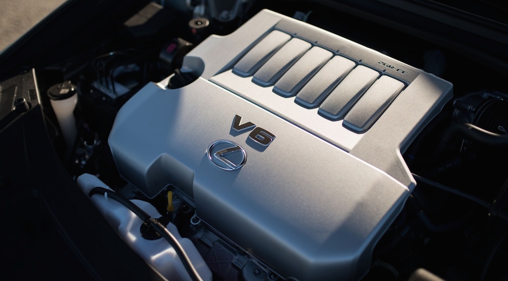 14-2016-Lexus-ES-350-15