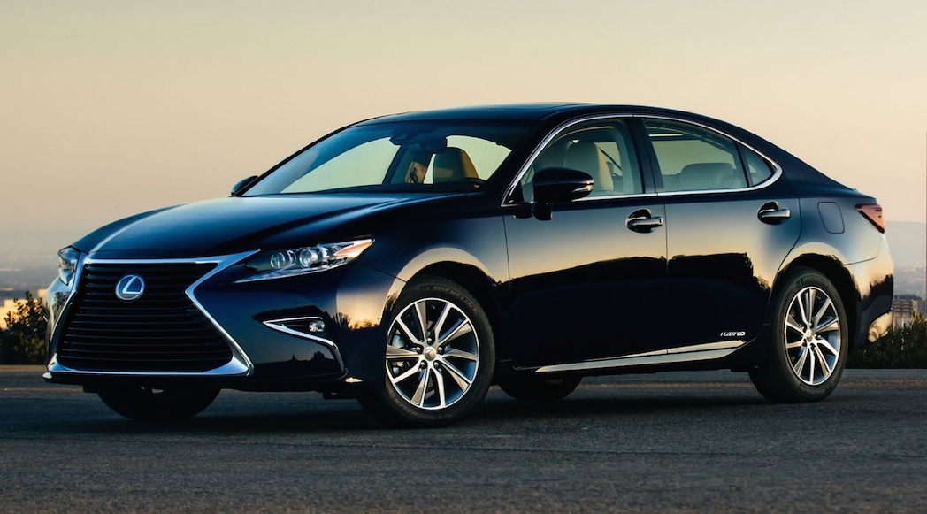 20-2016-Lexus-ES300h