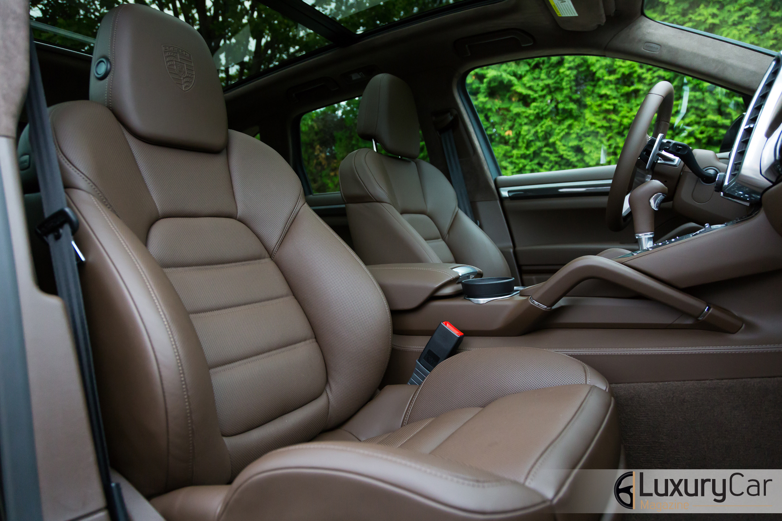 Porsche-Cayenne-Turbo-S-2015-62