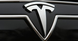 Tesla lance la « ridiculement » puissante Model S P90D