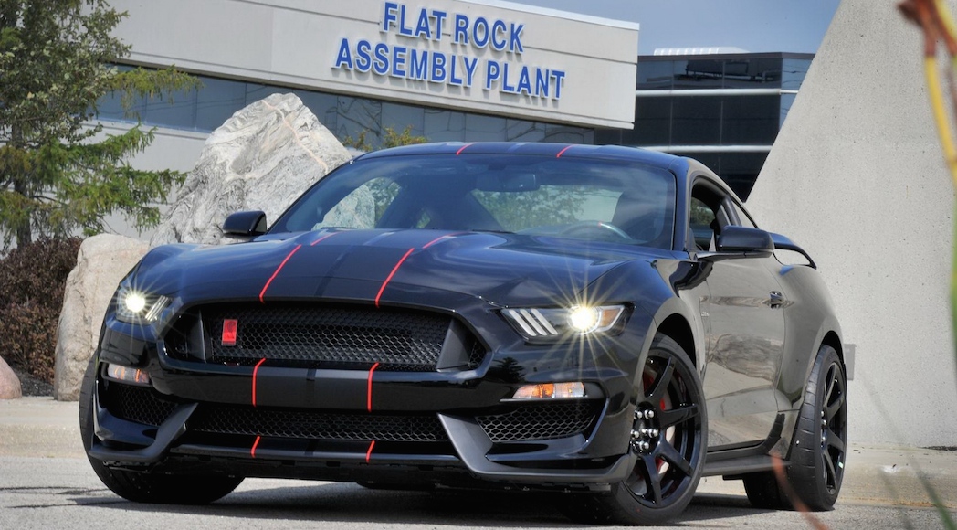 Ford-Mustang-Shelby-GT350-production-start-3