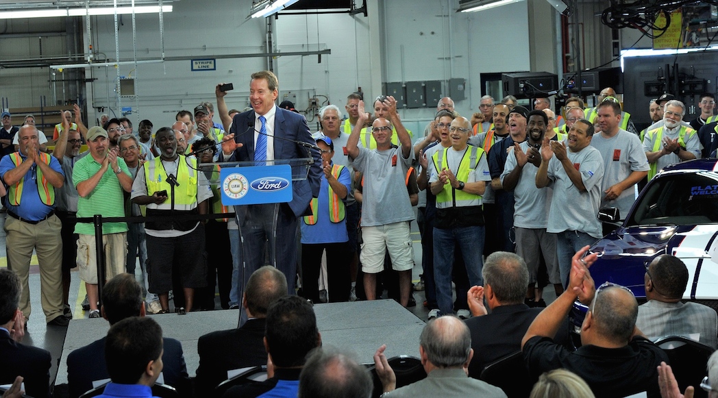 Ford-Mustang-Shelby-GT350-production-start-7