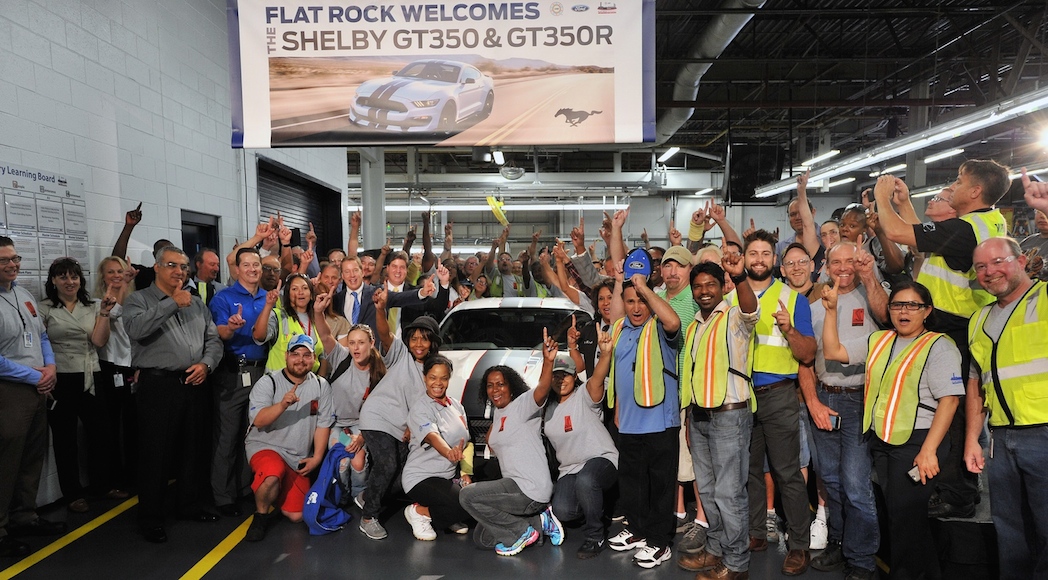 Ford-Mustang-Shelby-GT350-production-start-8