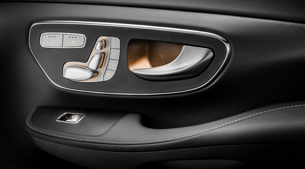 Mercedes-Benz-V-Class-AMG-Line-11