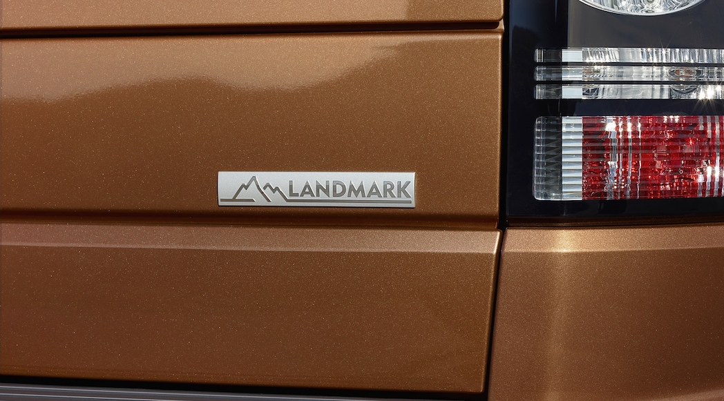 11-Land-Rover-Discovery-Landmark-12