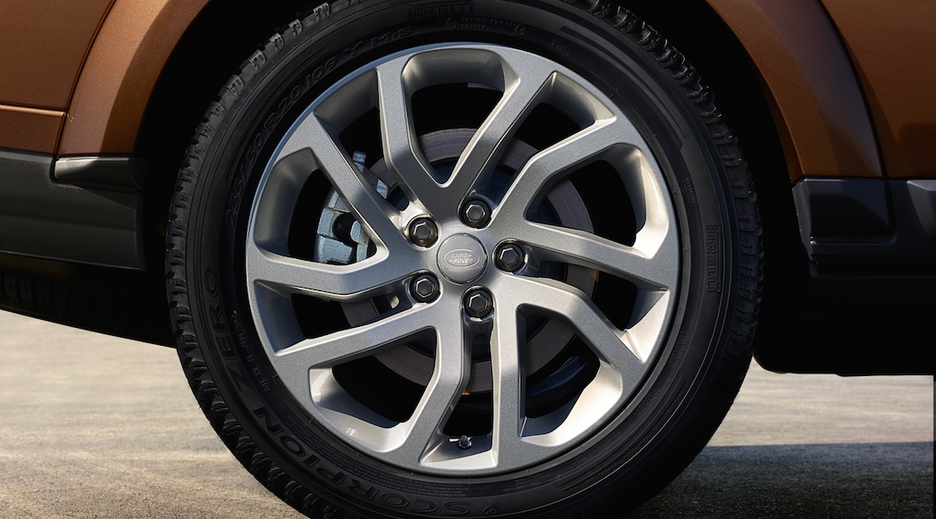 9-Land-Rover-Discovery-Landmark-13