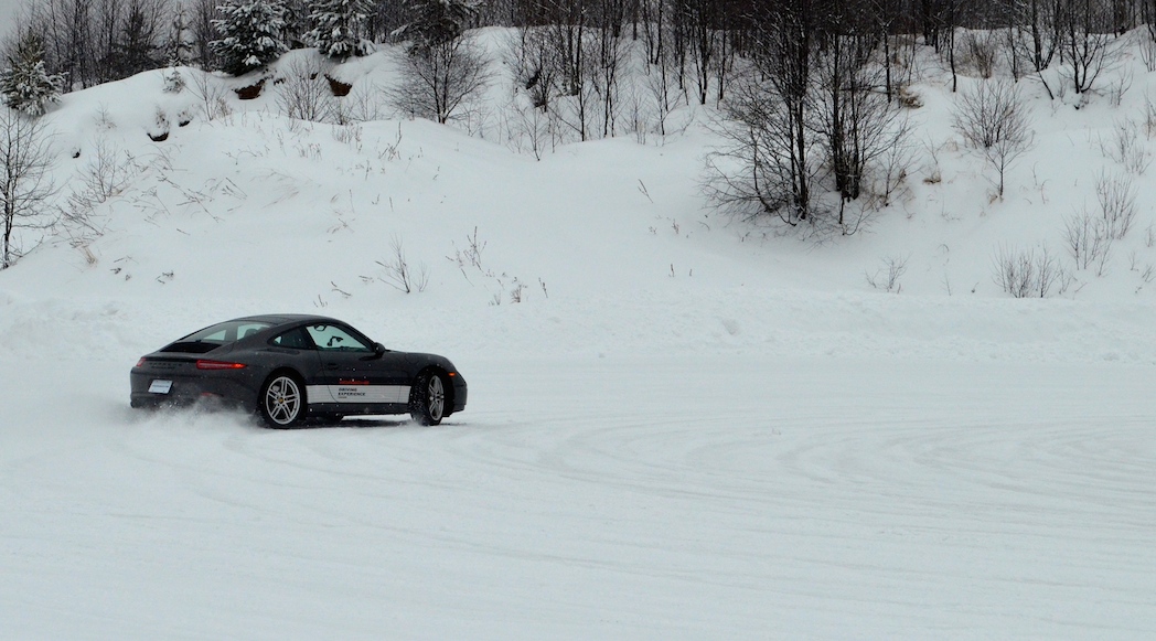 34-Porsche 911 Carrera  GTS-5