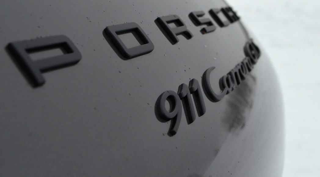 38-Porsche 911 Carrera  GTS-9