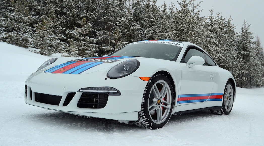 4-Porsche 911 Carrera 4 GTS-5