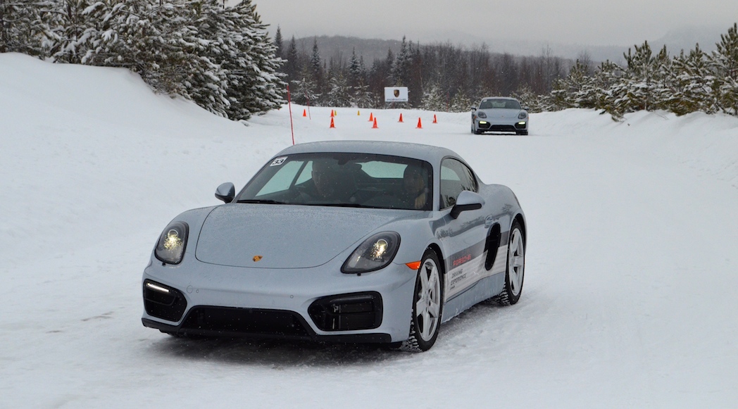40-Porsche Cayman GTS