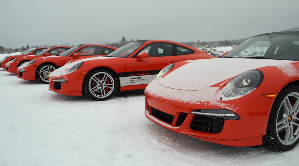 9-Porsche 911 Carrera 4 GTS-7