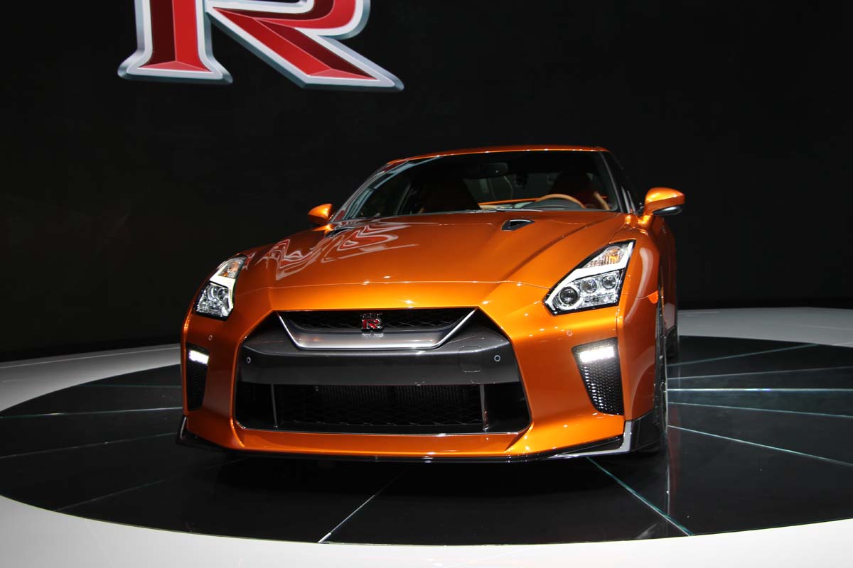 Nissan GT-R 2017 (12)