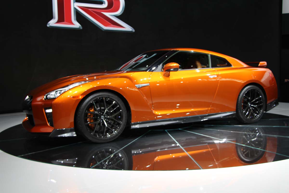 Nissan GT-R 2017 (14)