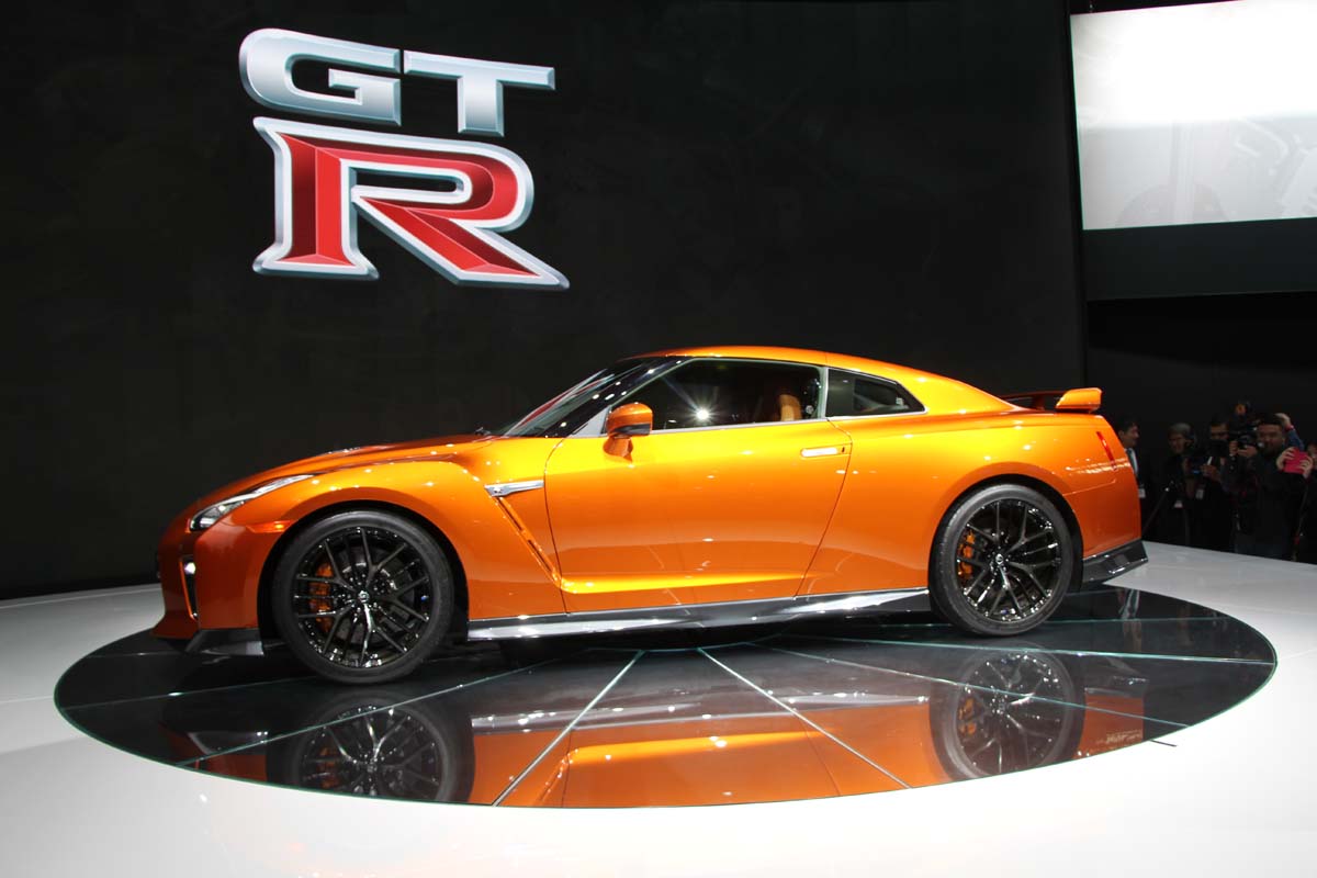 Nissan GT-R 2017 (15)