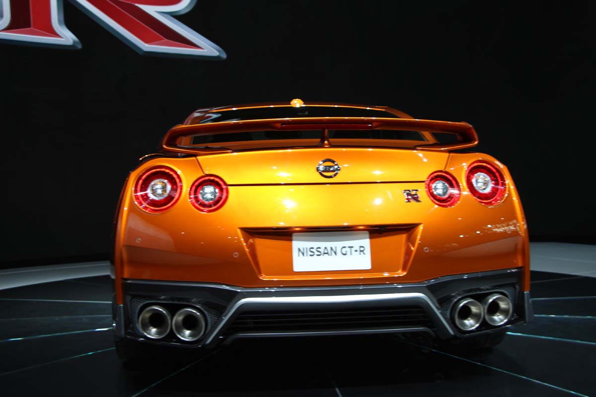 Nissan GT-R 2017 (21)