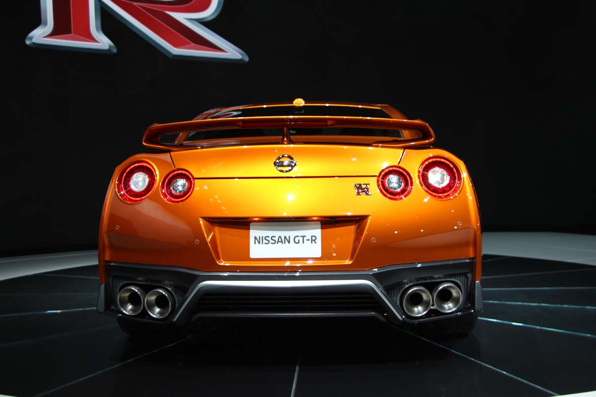 Nissan GT-R 2017 (22)
