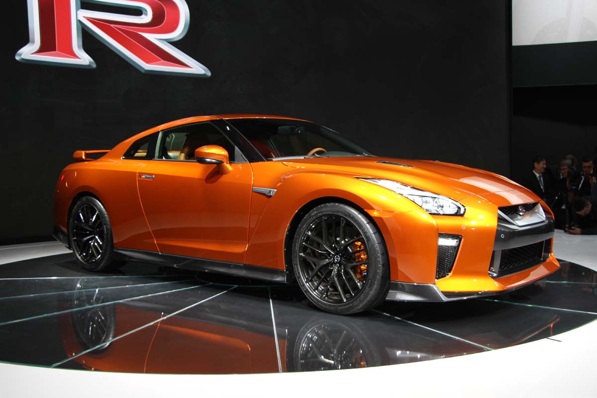 Nissan GT-R 2017 (9)