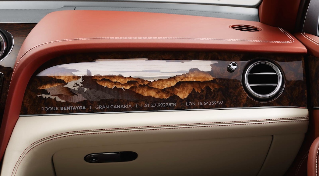 Bentley Bentayga by Mulliner 2017-2