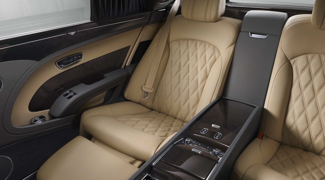 Bentley Mulsanne Grand Limousine First Edition 2017-6