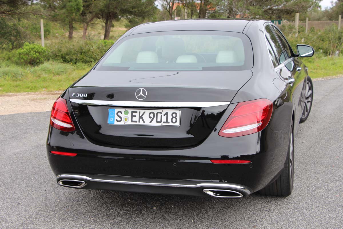 Mercedes-Benz E 2017 (16)
