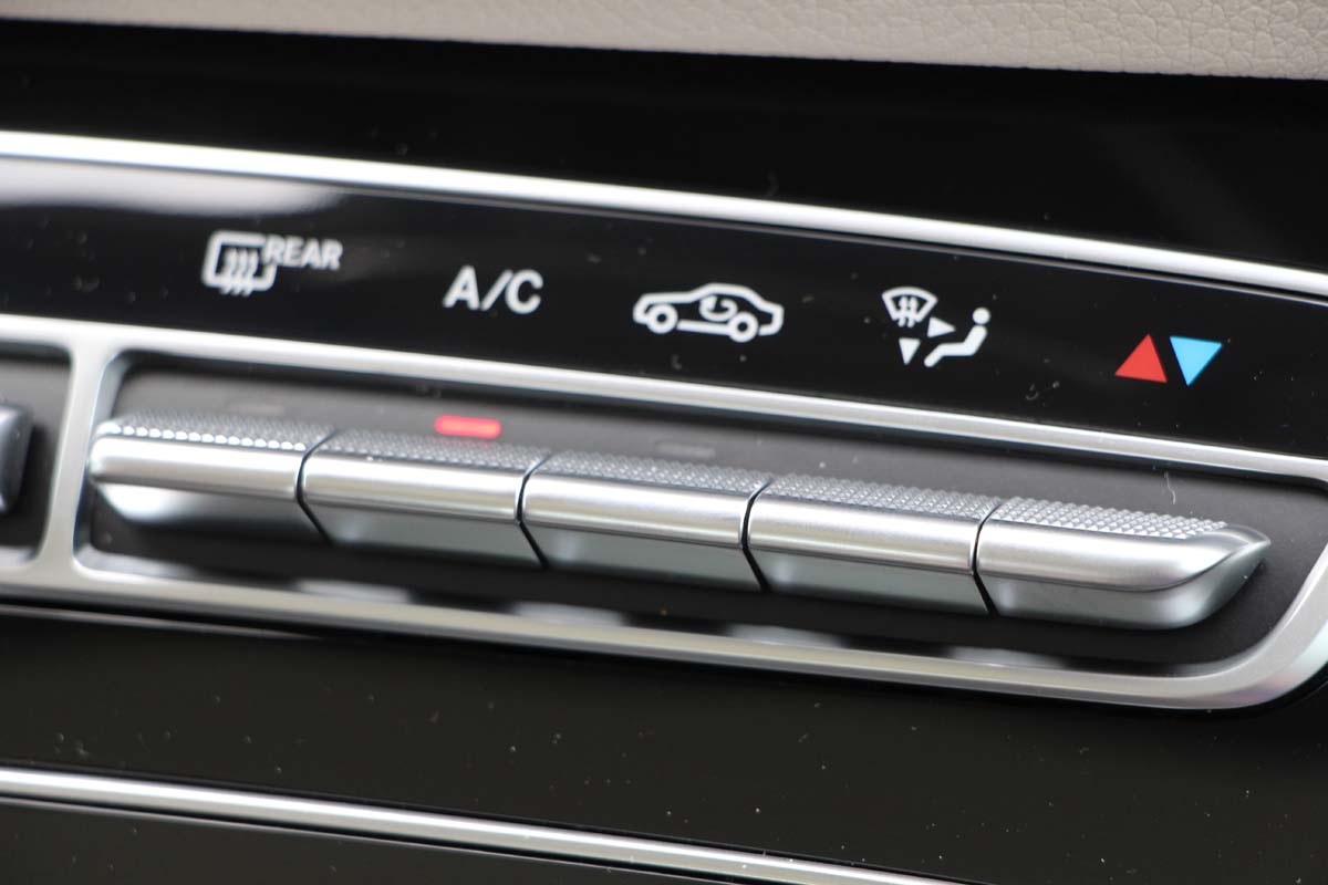 Mercedes-Benz E 2017 (25)