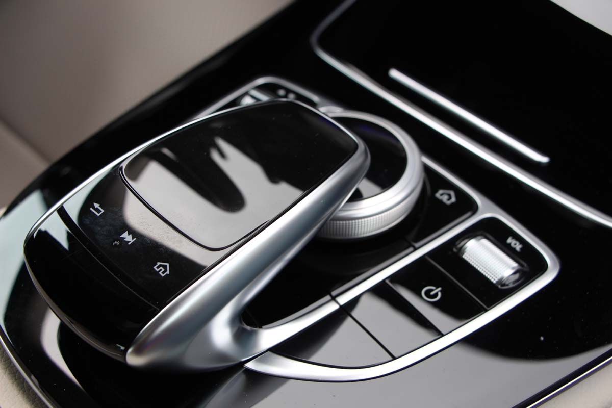 Mercedes-Benz E 2017 (27)